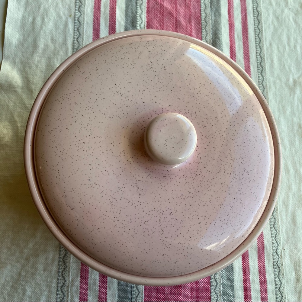 MCM Pink Speckled Bauer Vintage Casserole With Lid 1950s